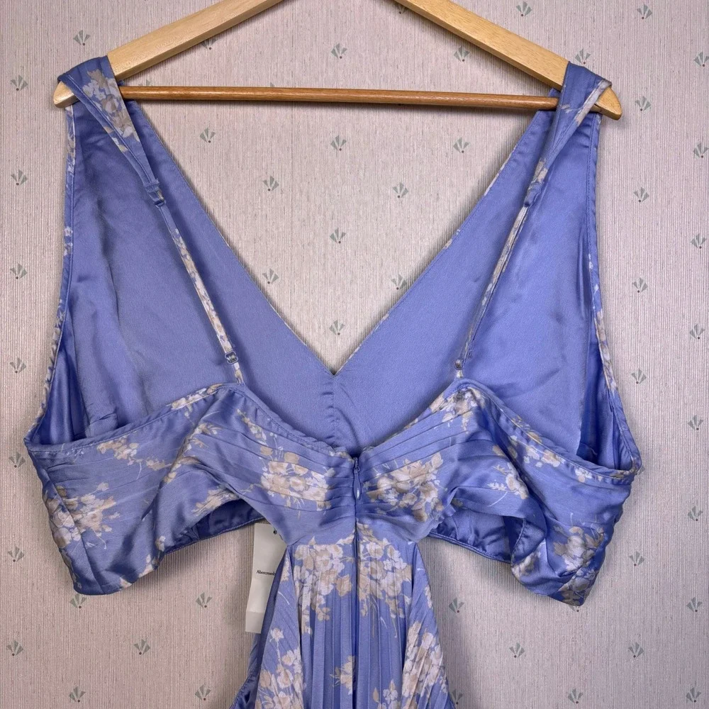 Abercrombie Giselle Pleated Cutout Maxi Dress XXL Tall Blue Floral Romantic NWT